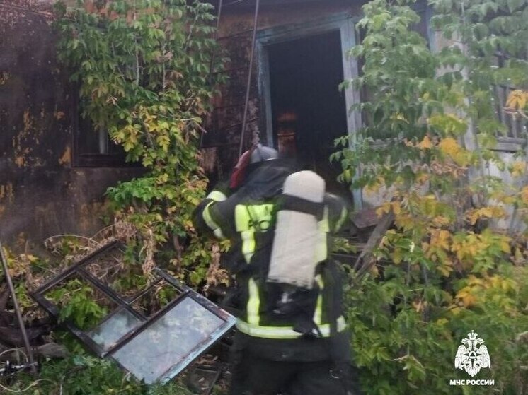 В Алексеевском округе в горящем доме нашли погибшего мужчину