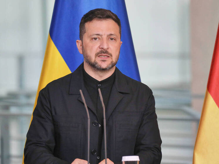   «Чиновники в Кремле должны знать, где находится ближайшее бомбоубежище" – самоуверенно заявил Зеленский в интервью изданию The Axios Show