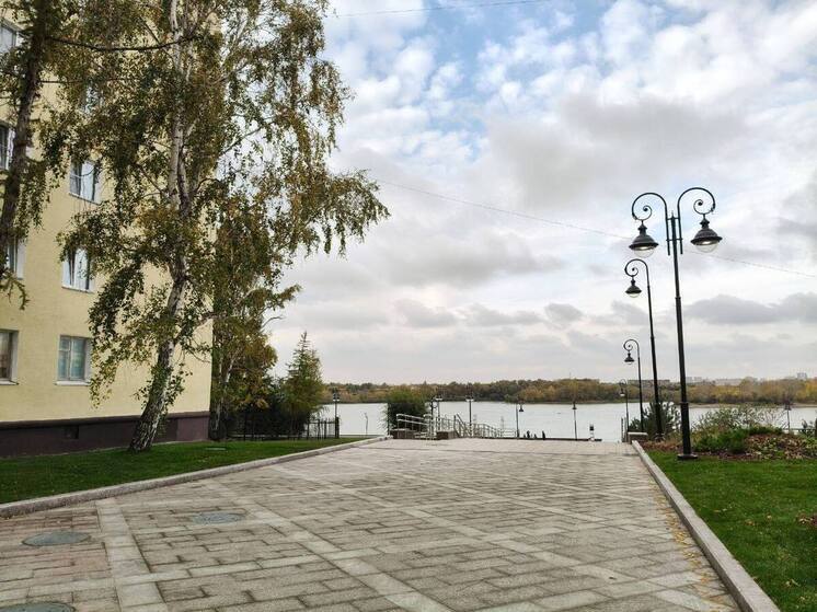 Омичей приглашают оценить благоустройство набережной Иртыша