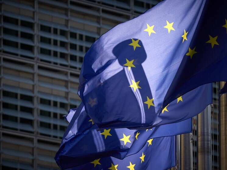 Бондаренко считает, что планы ЕС о прекращении поставок нефти Венгрии и Словакии обречены