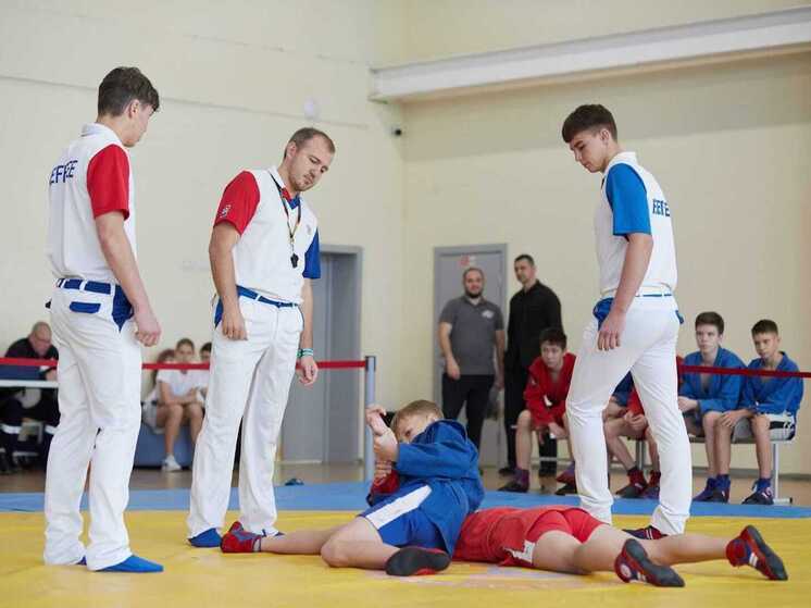 В Верхней Пышме прошел фестиваль «Школьная лига самбо «Время первых»