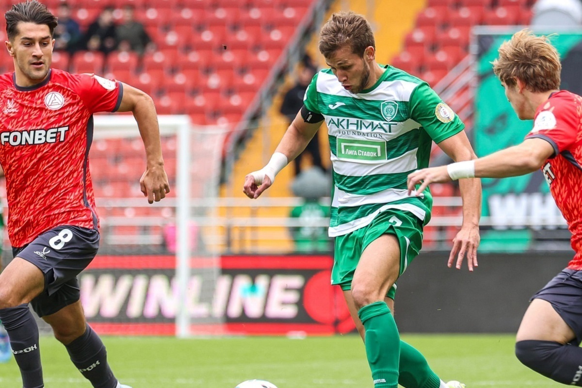 Станислав Черчесов и его «Ахмат» не проигрывают семь матчей подряд в РПЛ