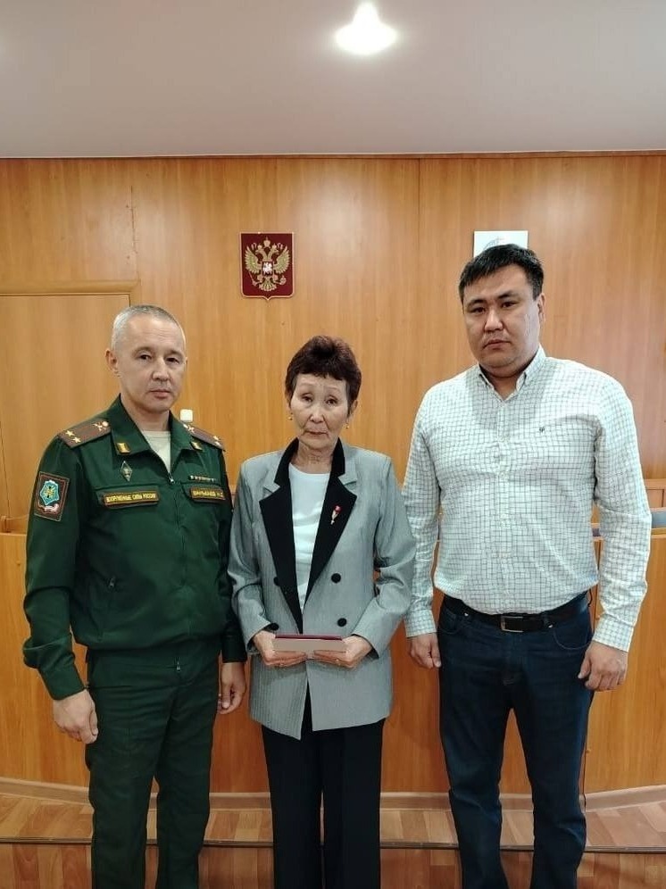 Семье погибшего участника спецоперации передали его семье
