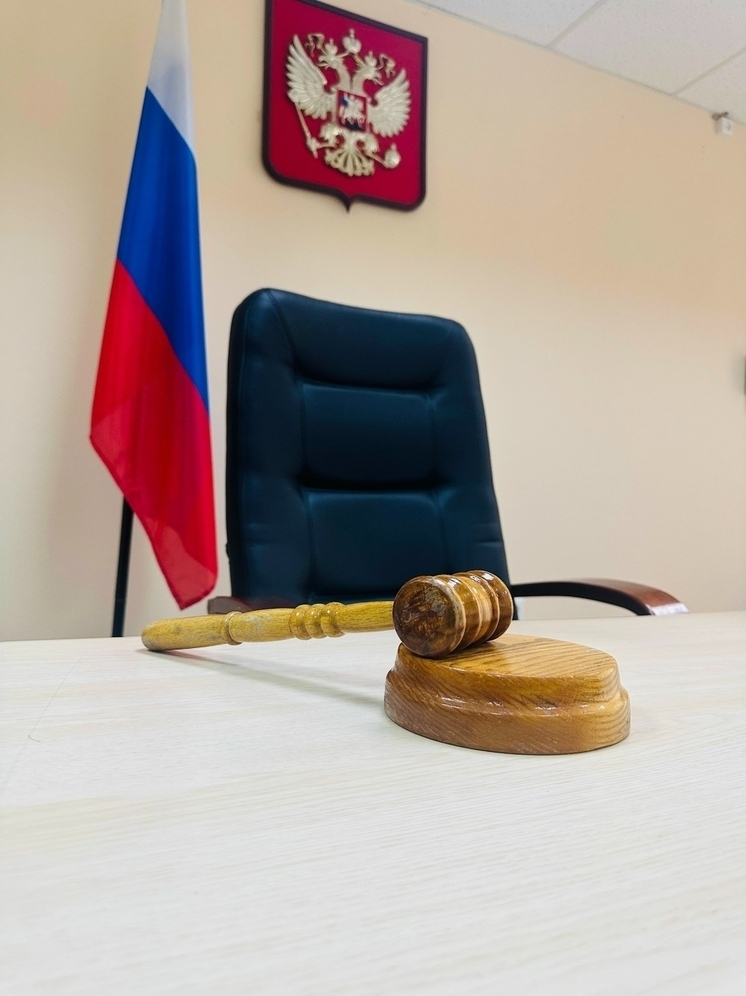 В Астрахани бывший муж, не плативший алименты, потребовал выплаты за погибшего на СВО сына