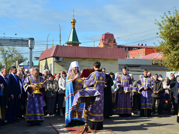 Освящен символ возрождения: закладной камень Христорождественского собора в Тамбове