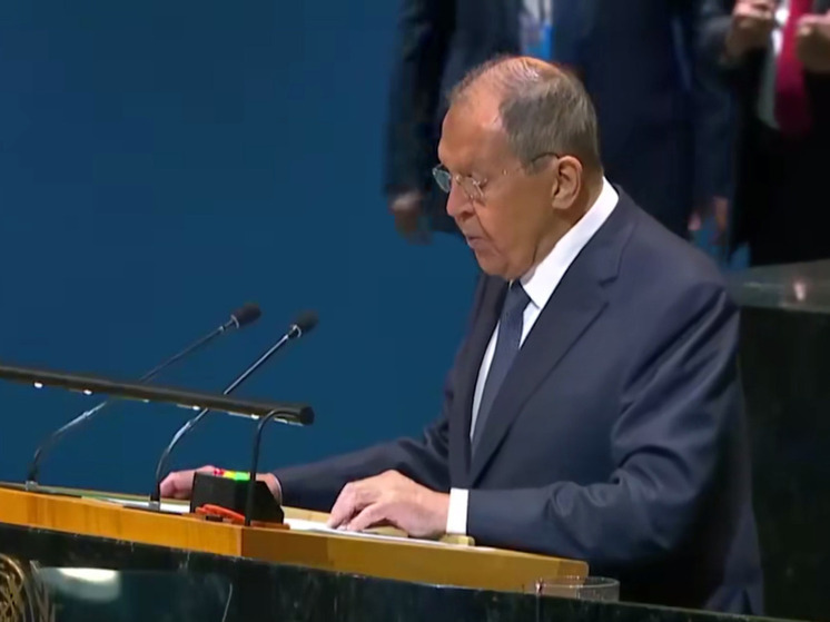 Лавров заявил о невозможности полета российских дронов до Польши