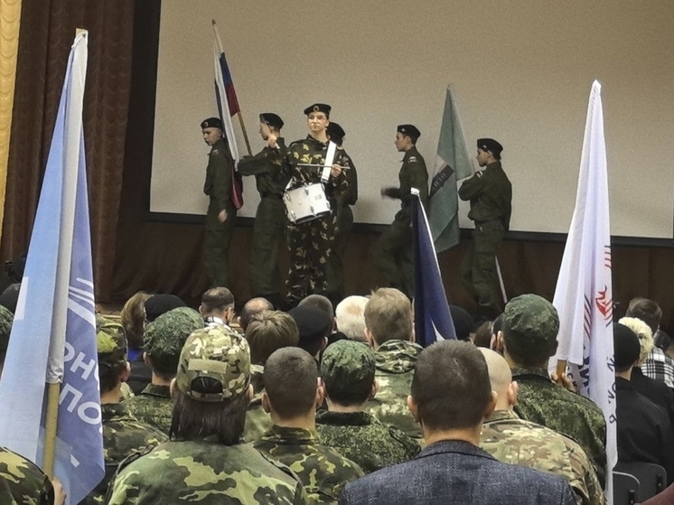 Студенты Мурманской области сразились за победу в военно-патриотической игре