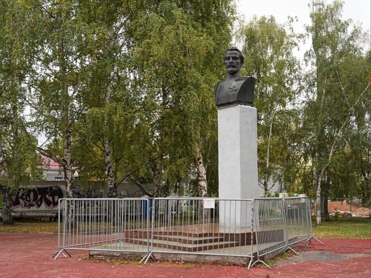 В Самаре продолжается благоустройство парка Щорса и сквера Студенческого