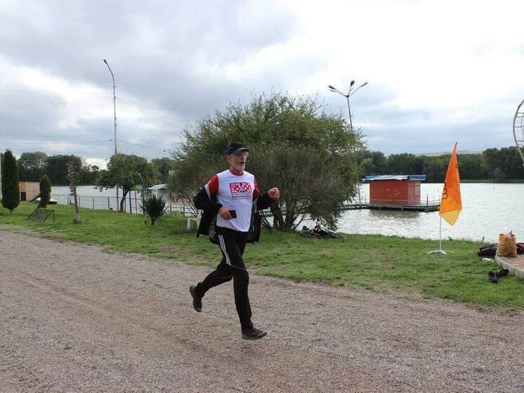 В Ессентуках медики и горожане прошли «10 000 шагов к жизни»