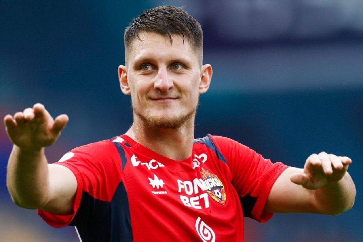 Талалаев получил карточку за эмоции. А разве в футболе теперь нельзя злиться?