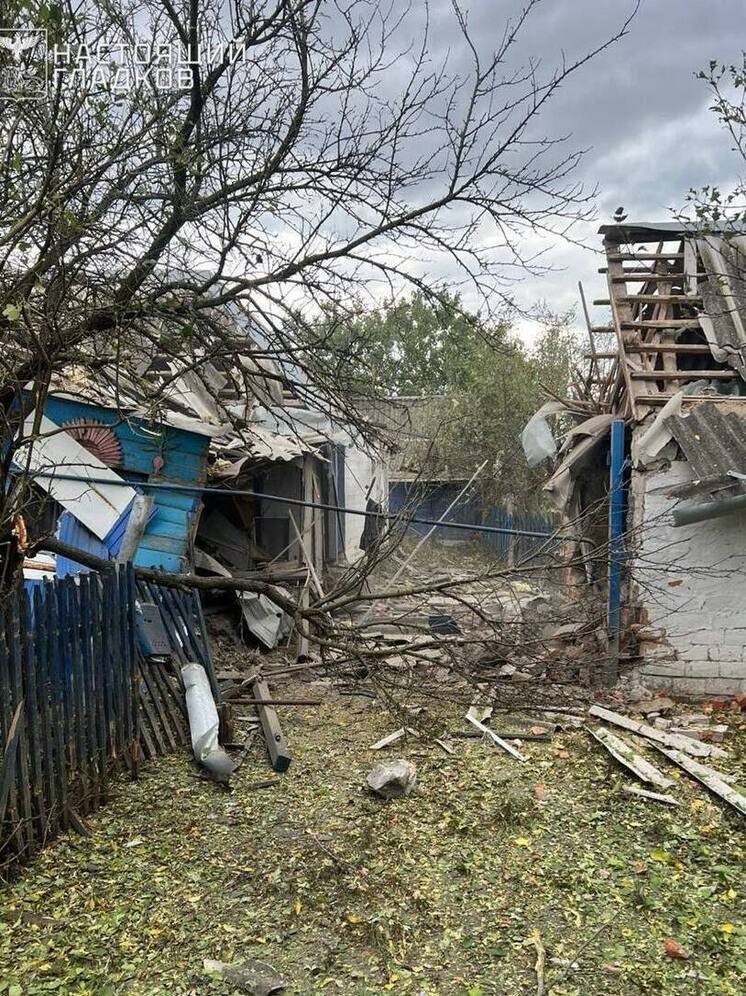 В Белгороде двое пострадали после ракетного удара, повреждены дома и техника