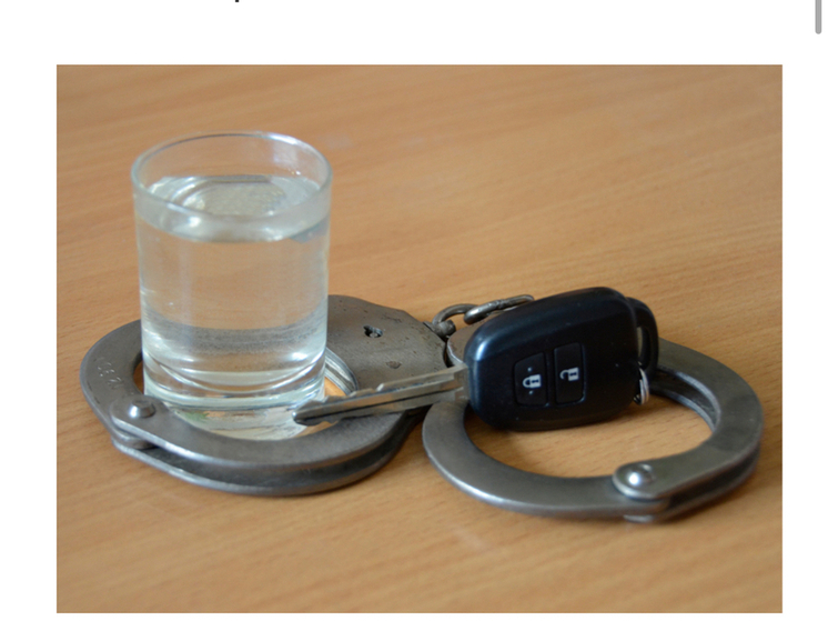 В Гагаринском районе 70-летний водитель повторно сел за руль пьяным и без прав