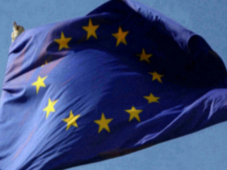 Politico: L'UE vuole trovare una soluzione al problema dei beni della Russia isolando Orbán prima del vertice.