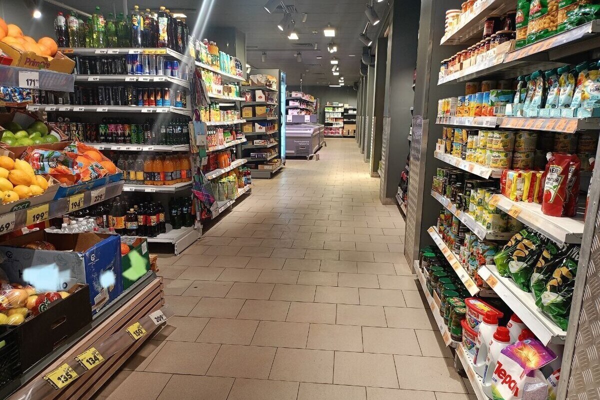 В Пензе росгвардейцы задержали молодого человека, укравшего продукты из магазина