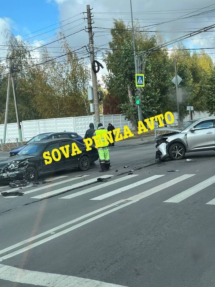 Авария на пересечении Окружной и Энгельса затруднила движение в Пензе