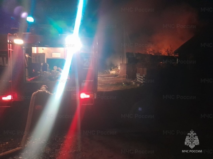 В кировском Покрове вспыхнула баня