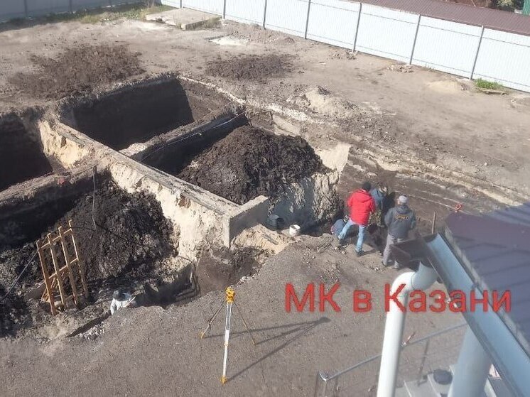Старинные монеты и другие артефакты нашли при земляных работах на улице Яхина в Казани
