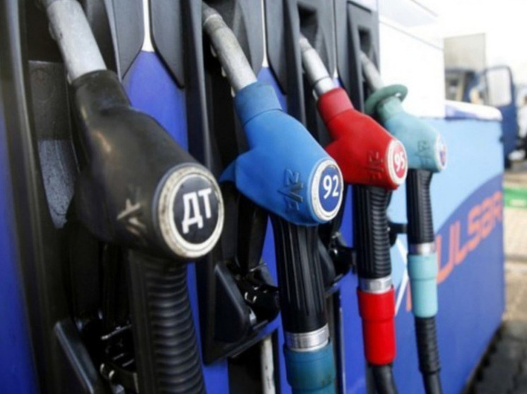 Аксенов сообщил о введении в Крыму ограничения на объем продажи топлива