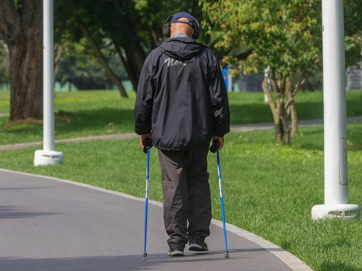 Геронтолог Конев: приблизиться к 120 годам можно с помощью ведения здорового образа жизни