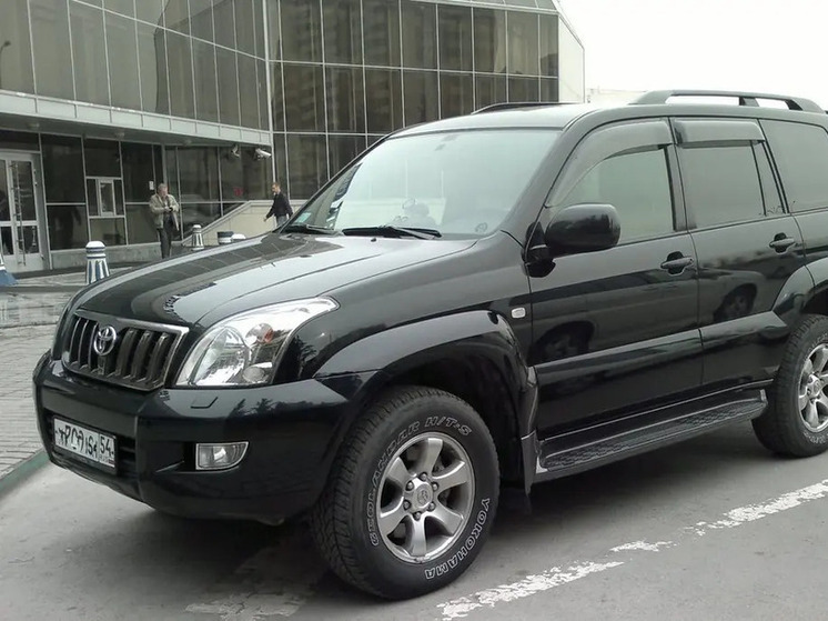 В РФ начались продажи нового Toyota LC Prado 2008 года выпуска за ₽7,5 млн