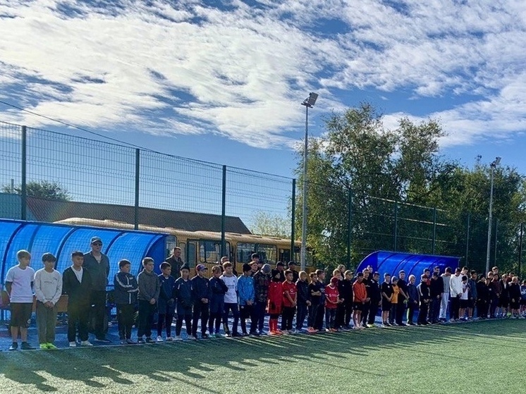 «Футбол в школах» набирает обороты: как визит в Премьер-лигу помог юным оренбуржцам победить в районе