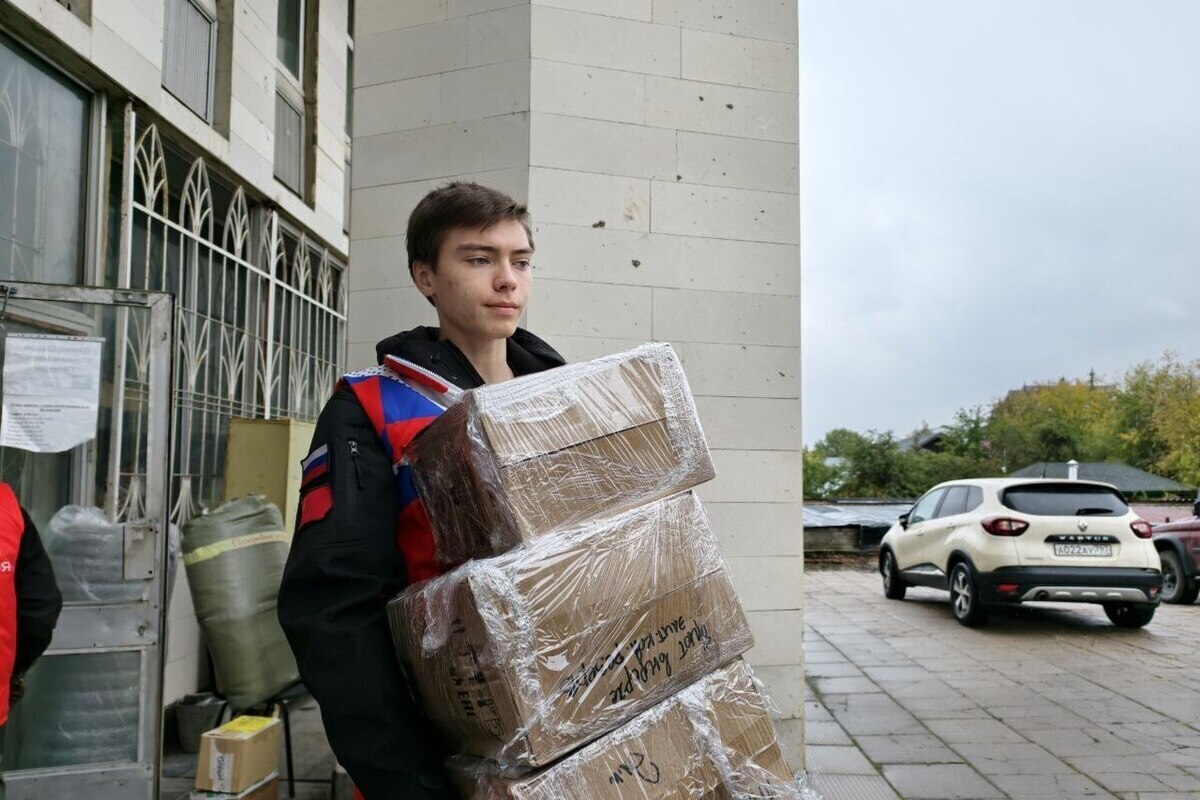 Жуковчане собрали гуманитарный груз для военнослужащих СВО