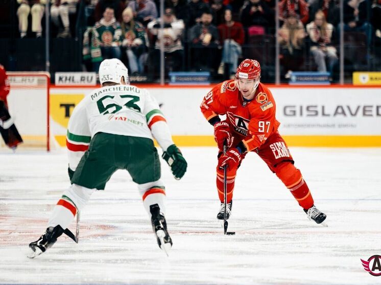 «Автомобилист» обыграл «Ак Барс» на домашней арене