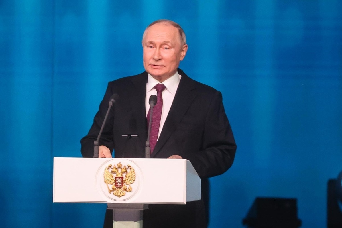 Путин поздравил россиян с Днем воссоединения ДНР, ЛНР, Запорожской и Херсонской областей