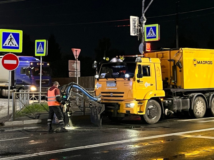 В Костроме дороги начали готовить к зиме