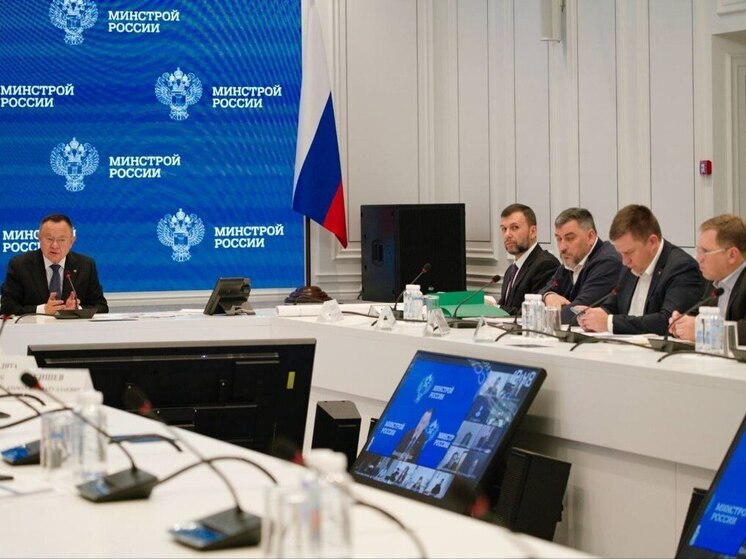 Файзуллин: Вся страна участвует в восстановлении Донбасса и Новороссии