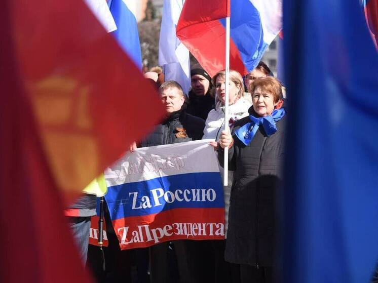 Хинштейн: поздравляю с Днем воссоединения республик Донбасса и Новороссии с Россией