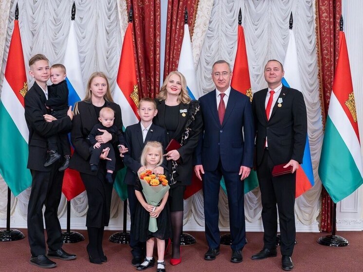 Калужан наградили за труд, наставничество и любовь к семье