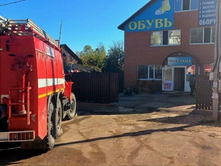 Причиной пожара в торговом павильоне под Тулой стало короткое замыкание