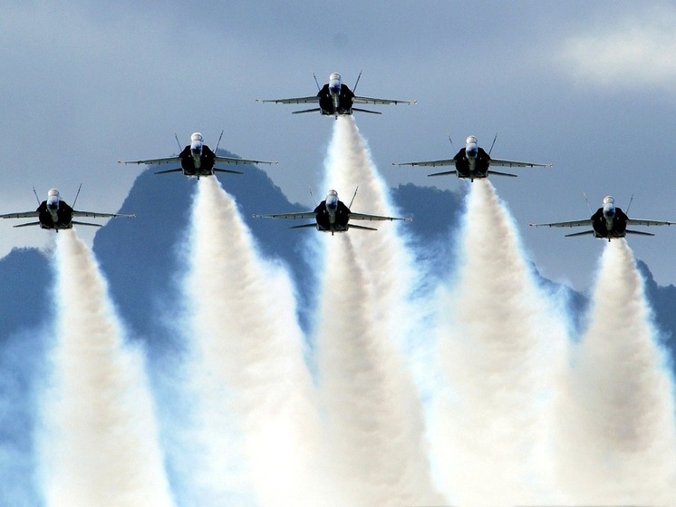 "Страна": эскалация на Украине может столкнуть Россию и НАТО