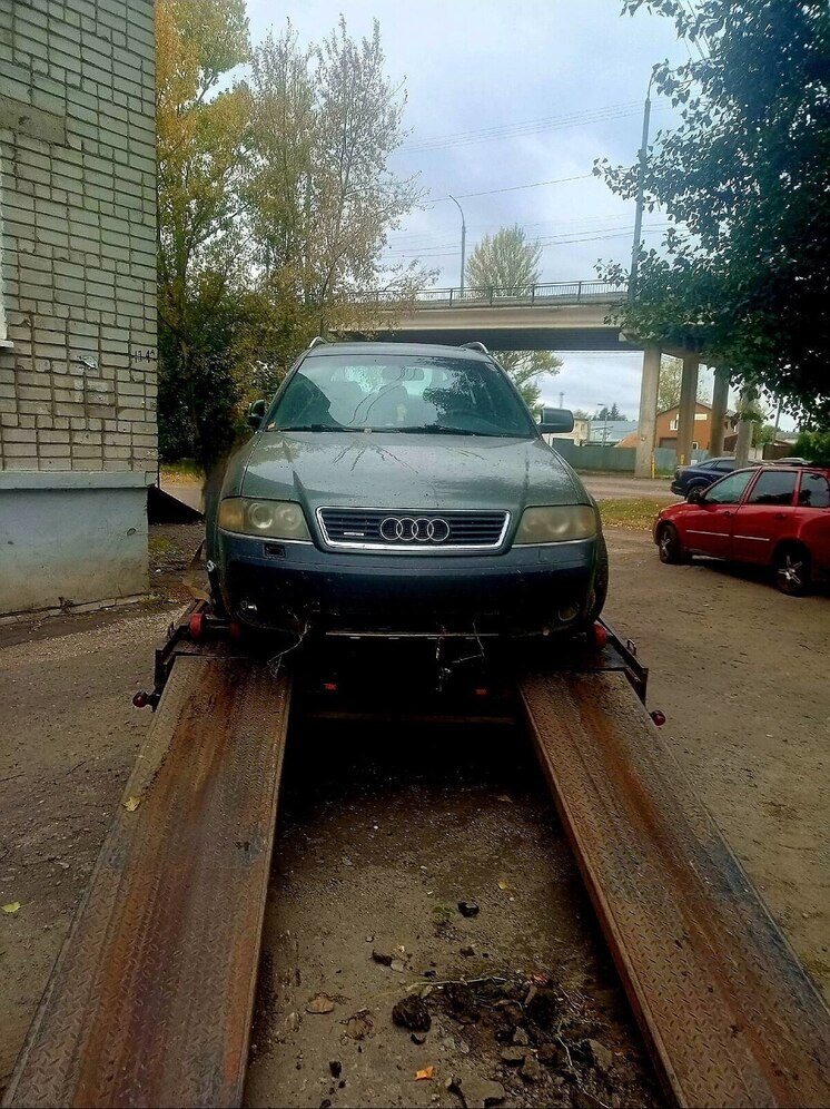 Тамбовчанку лишили Audi за долг почти в полмиллиона рублей