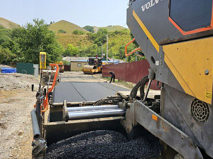 В Предгорном округе по обращению жителей отремонтируют два дорожных участка