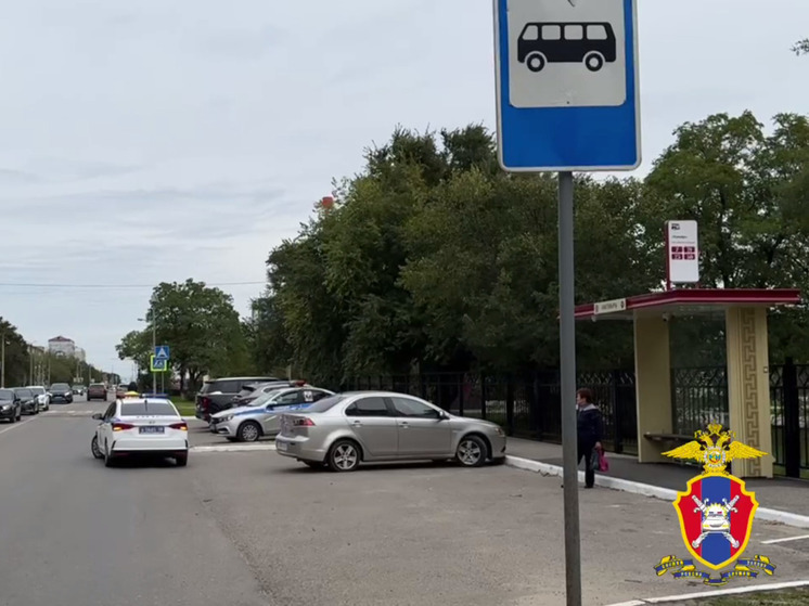 В Элисте усилили контроль за парковкой на автобусных остановках