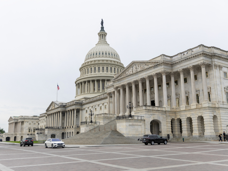 Правительство США в ближайшие часы может приостановить работу
