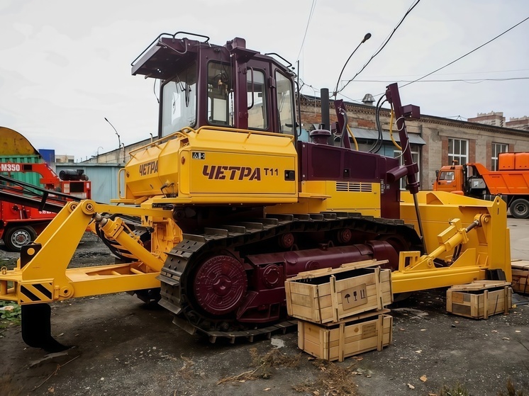 Новосибирск получил новую технику для зимнего ремонта дорог