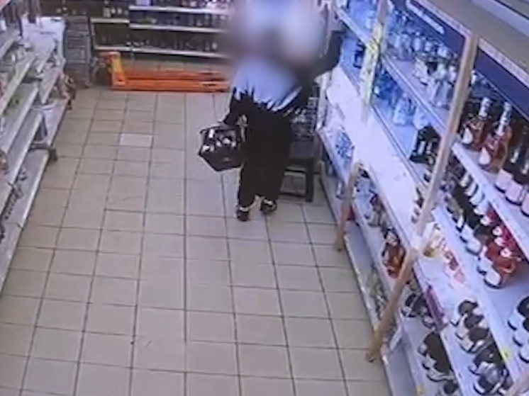 В Меленках по горячим следам задержали магазинного воришку