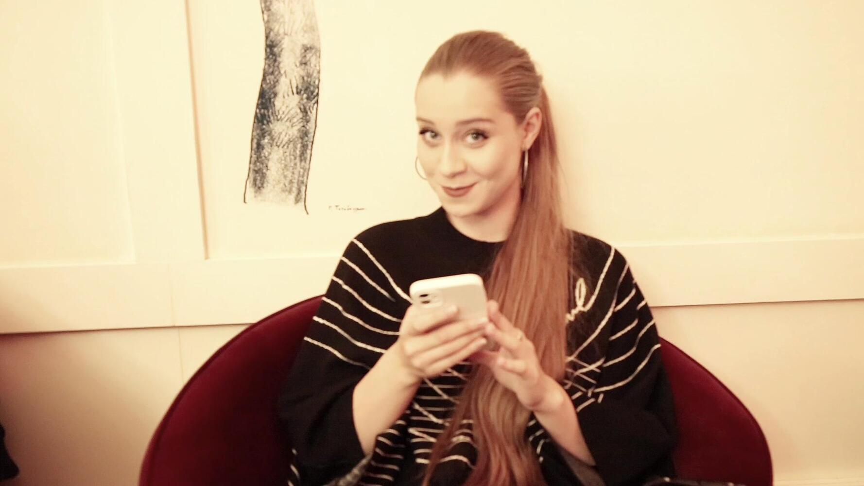 Гости собираются на светском мероприятии