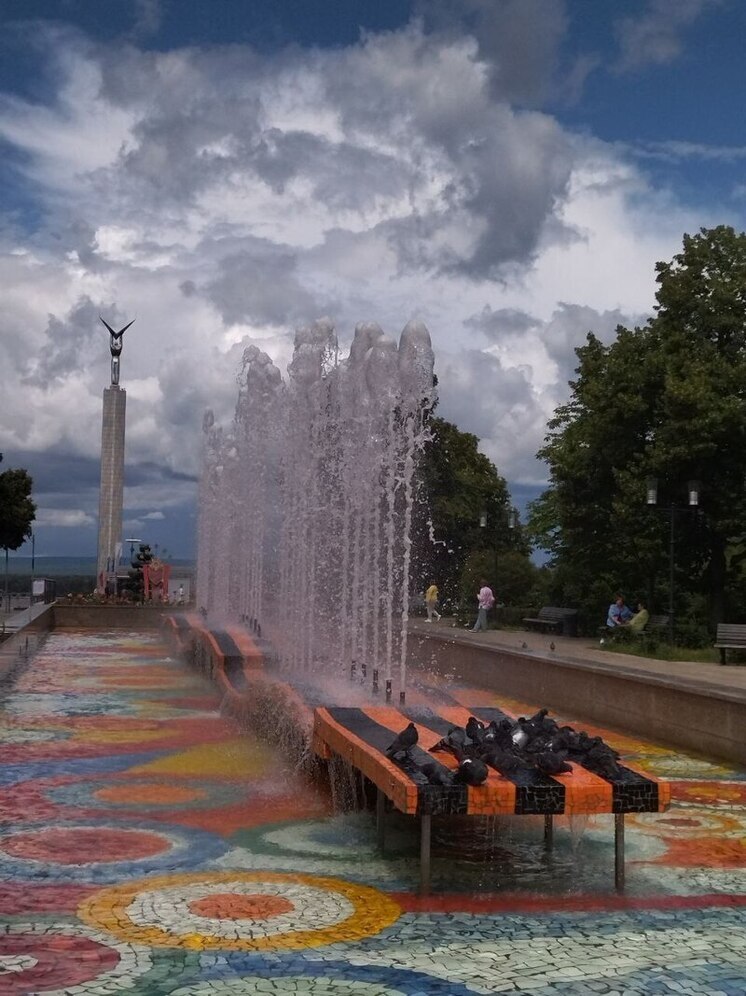 В Самаре началась подготовка городских фонтанов к зиме