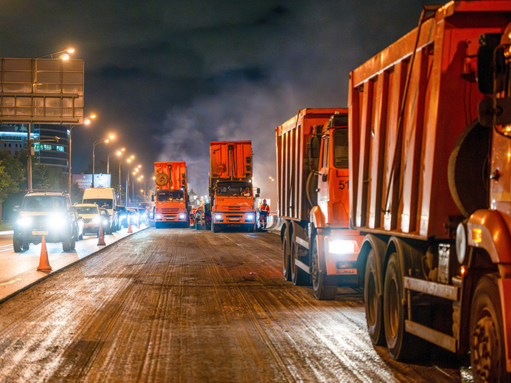На Варшавском шоссе в Москве обновили дорожное покрытие