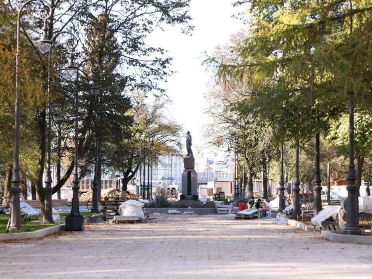 Продолжается благоустройство Детского парка на площади Революции в Вологде