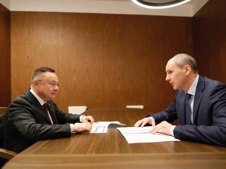 Глава Минстроя РФ Ирек Файзуллин прибыл в Екатеринбург