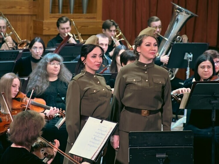 Творческие коллективы Донбасса с начала года дали около 330 гастрольных выступлений