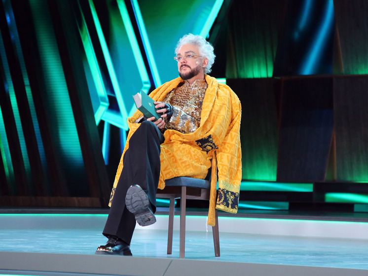 Киркоров опроверг слухи о том, что он якобы уволил танцоров после своего падения на сцене