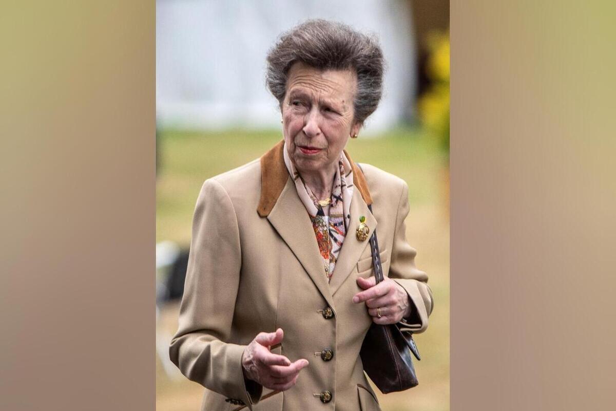 Королевская чета Великобритании серьезно взялась за Киев: Зеленскому вручили конверт