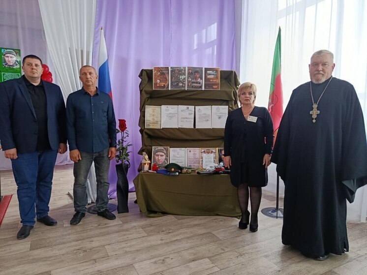 «Парта Героя» Артура Вальчука открыта в школе Мелитополя
