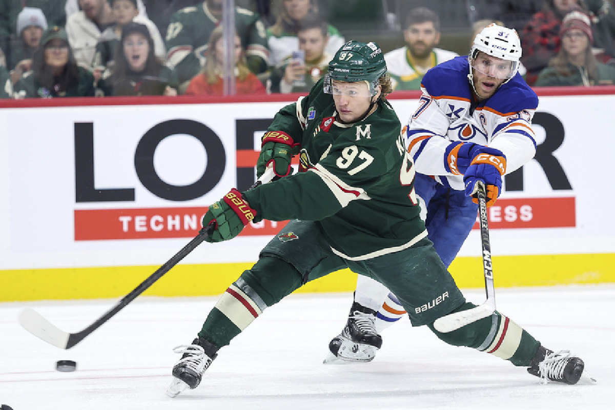 8-летний договор россиянина на 136 млн долларов демонстрирует финансовую стабильность лиги и открывает новую высоту остальным